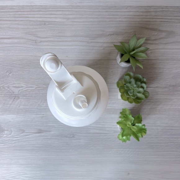 HYDROJUG white 73 oz pro jug - Picture 5 of 6